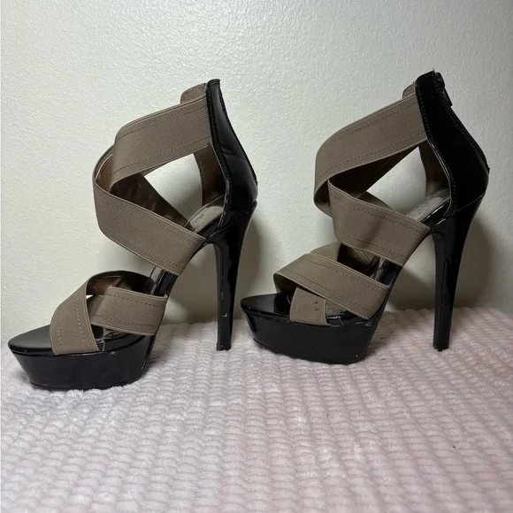 Stylish Black and Tan Women's Heels - Picture 1 of 9